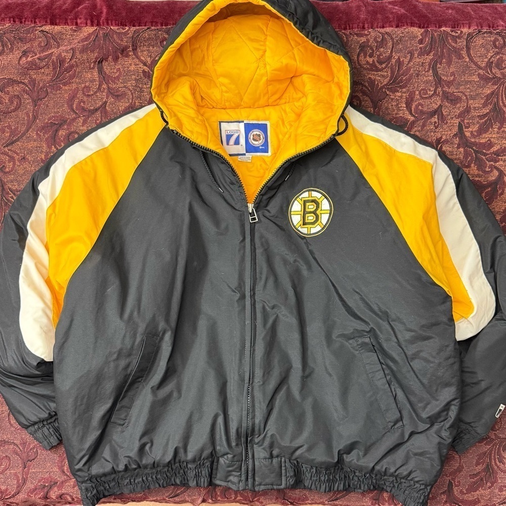 90s Logo 7 Boston Bruins Coat